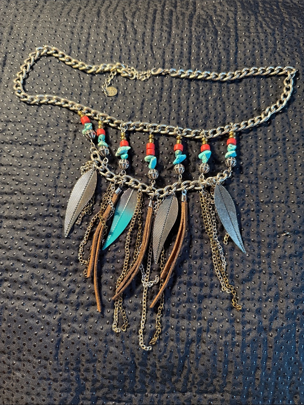 Boho Layered Feather & Turquoise Accent Necklace - Red/Turquoise